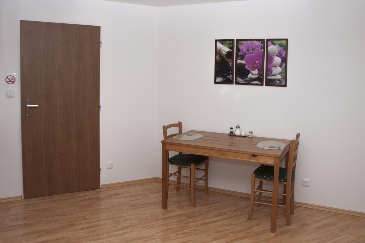 Ubytování U Lva Žirovnice Exterior foto