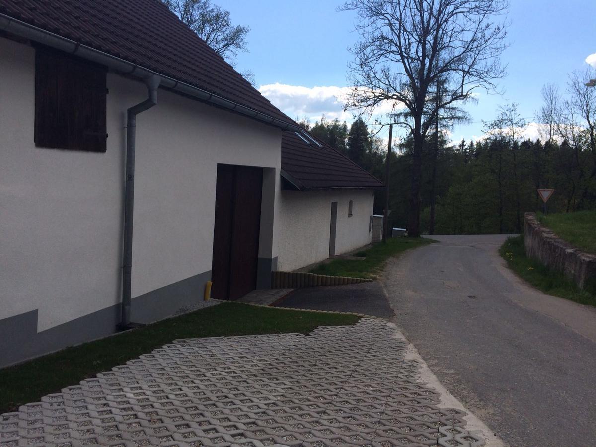 Ubytování U Lva Žirovnice Exterior foto